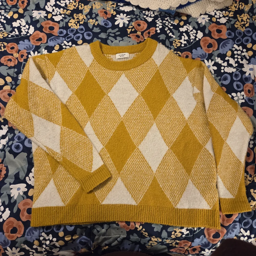 Jacqueline de Yong Mustard Yellow and Cream Sweater - Picture 1 of 11
